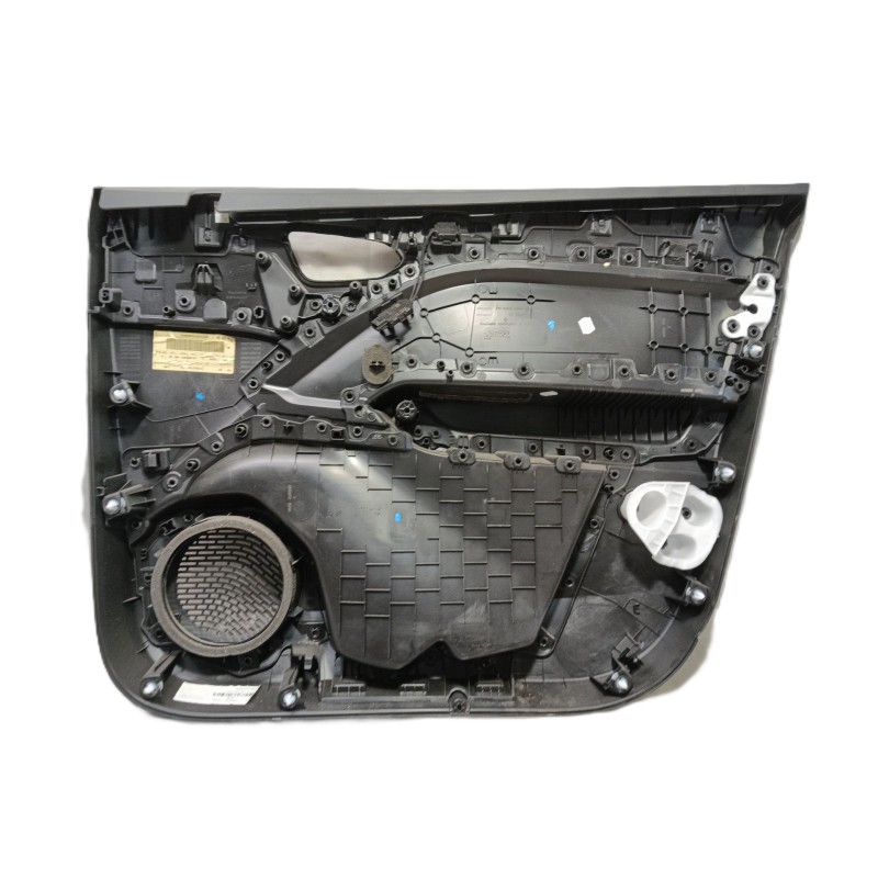 Recambio de guarnecido puerta delantera izquierda para renault captur ii referencia OEM IAM   