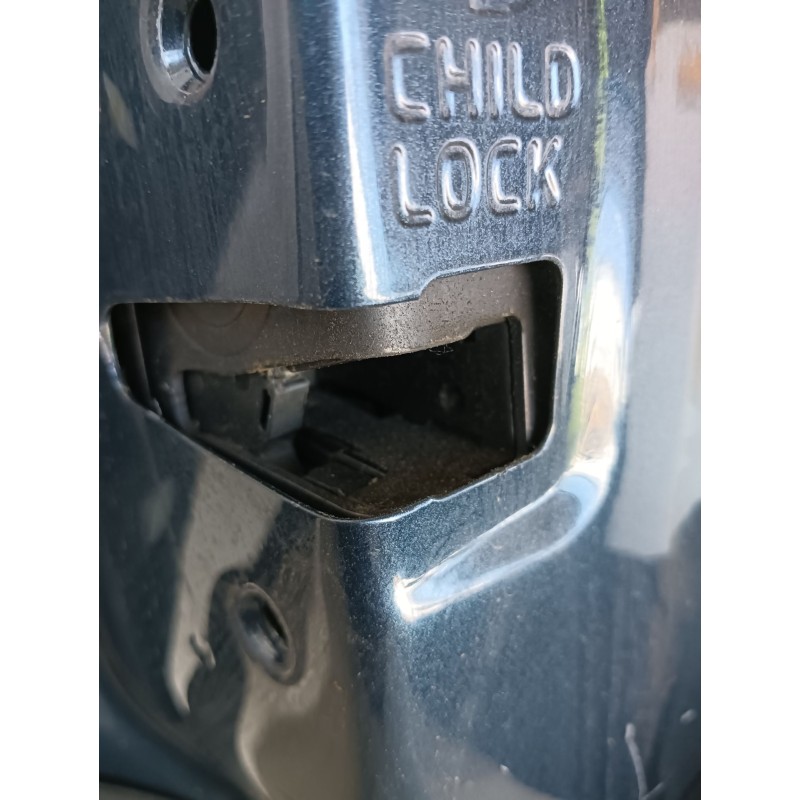 Recambio de puerta trasera izquierda para volvo v50 familiar 2.0 diesel cat referencia OEM IAM   