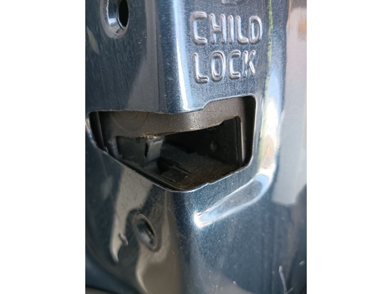 Recambio de puerta trasera izquierda para volvo v50 familiar 2.0 diesel cat referencia OEM IAM   