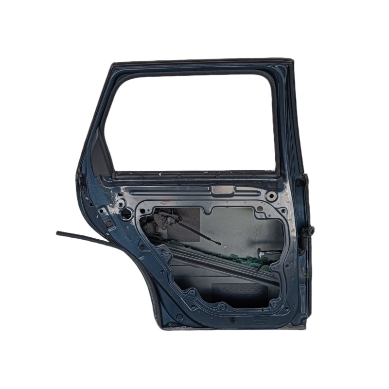Recambio de puerta trasera izquierda para volvo v50 familiar 2.0 diesel cat referencia OEM IAM   