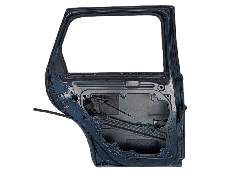 Recambio de puerta trasera izquierda para volvo v50 familiar 2.0 diesel cat referencia OEM IAM   