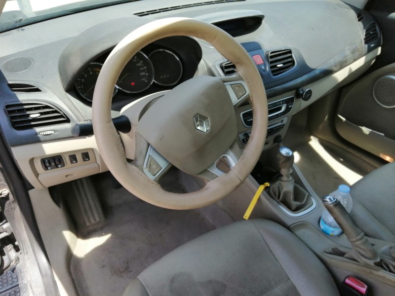 renault fluence (l3_) del año 2011