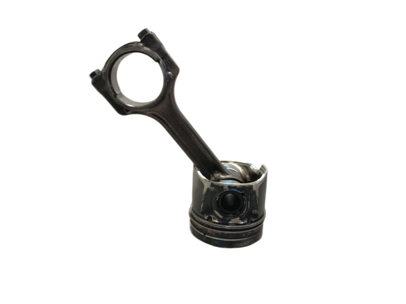 Recambio de piston para opel corsa d expression referencia OEM IAM  55223301 