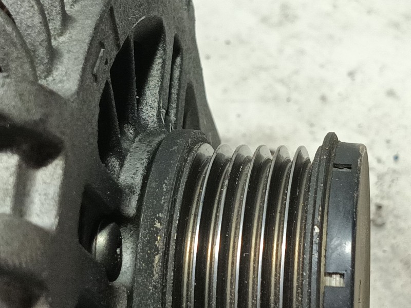 Recambio de alternador para peugeot 407 st sport referencia OEM IAM   