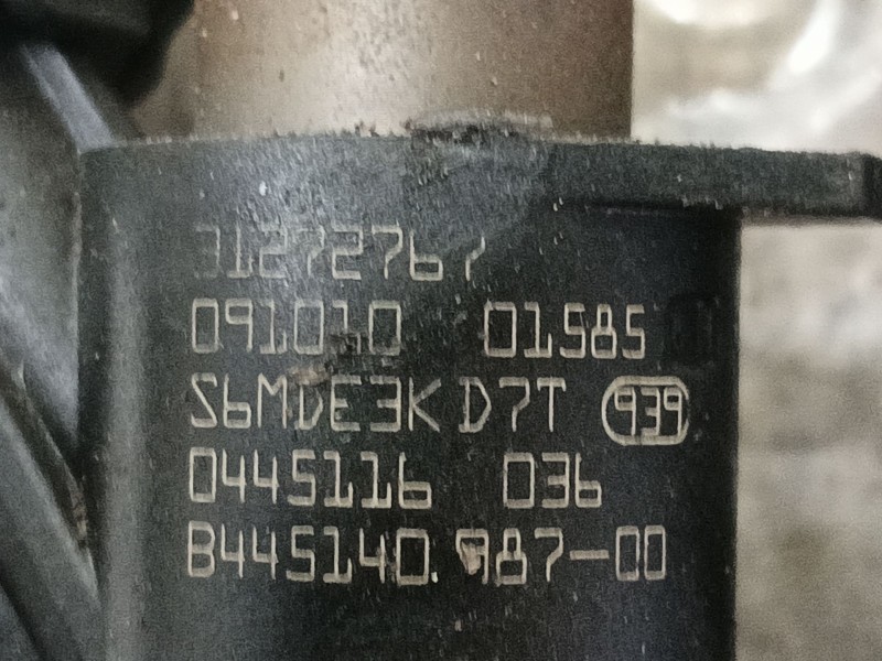 Recambio de inyector para volvo s80 berlina 2.4 d momentum referencia OEM IAM   