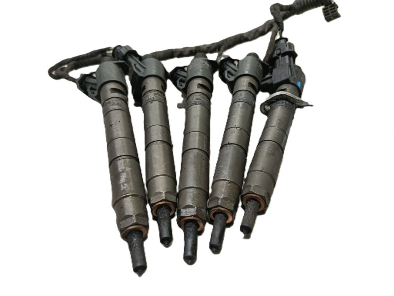 Recambio de inyector para volvo s80 berlina 2.4 d momentum referencia OEM IAM   