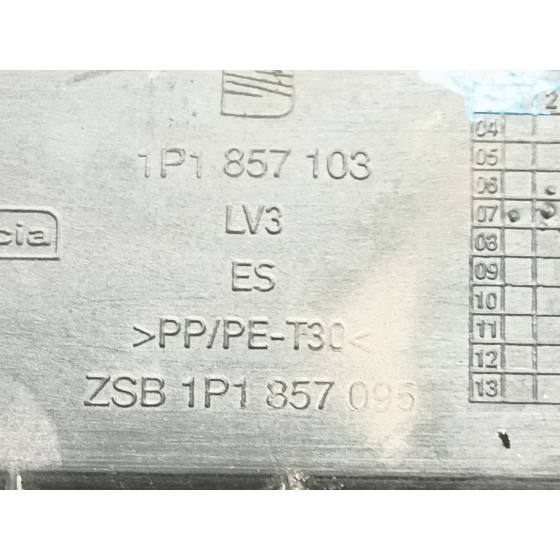 Recambio de guantera para seat leon (1p1) 1.9 tdi referencia OEM IAM   