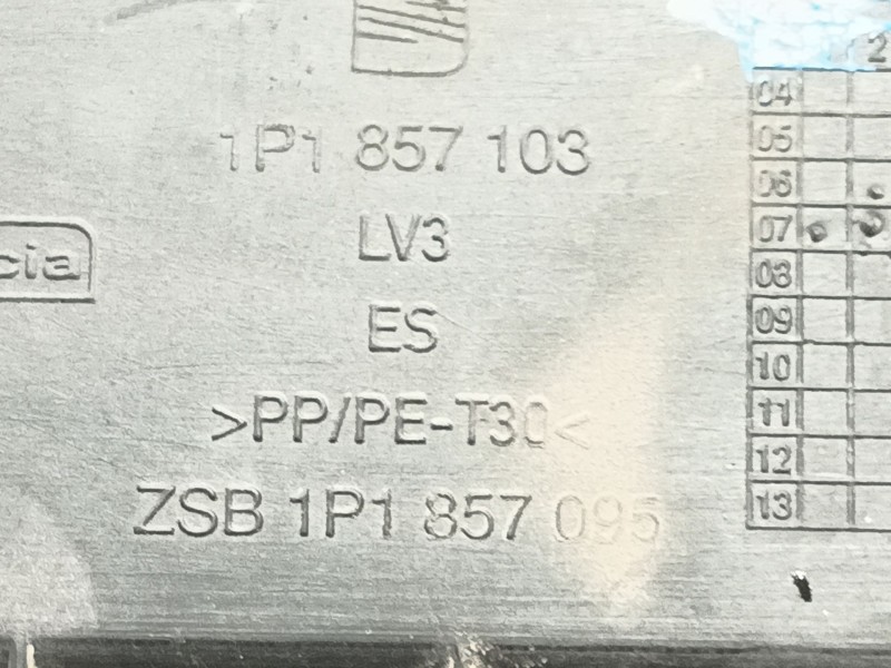 Recambio de guantera para seat leon (1p1) 1.9 tdi referencia OEM IAM   