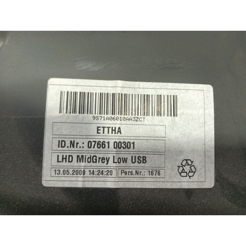 Recambio de guantera para ford mondeo ber. (ca2) trend referencia OEM IAM   