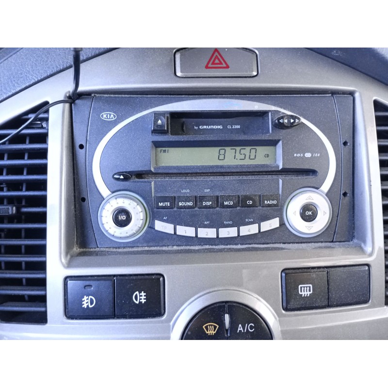 Recambio de sistema audio / radio cd para kia carens ii monospace (fj) 2.0 crdi referencia OEM IAM   