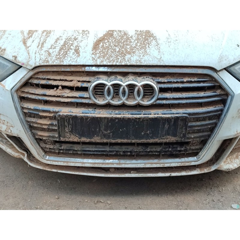 Recambio de rejilla delantera para audi a3 sportback (8va, 8vf) 35 tfsi referencia OEM IAM   