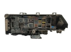 Recambio de caja reles / fusibles para volvo s80 berlina d5 referencia OEM IAM  9494210  2
