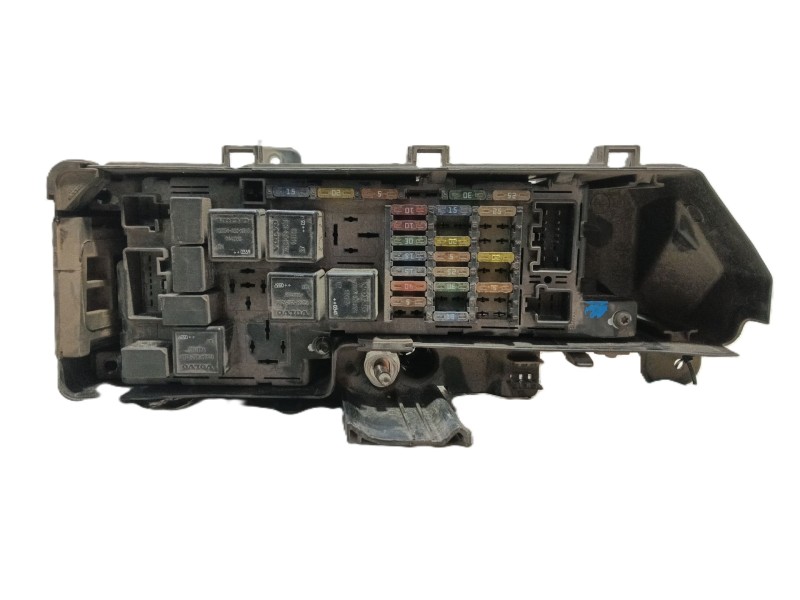Recambio de caja reles / fusibles para volvo s80 berlina d5 referencia OEM IAM  9494210 