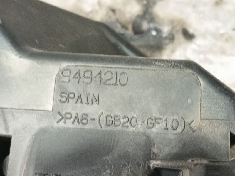 Recambio de caja reles / fusibles para volvo s80 berlina d5 referencia OEM IAM  9494210 