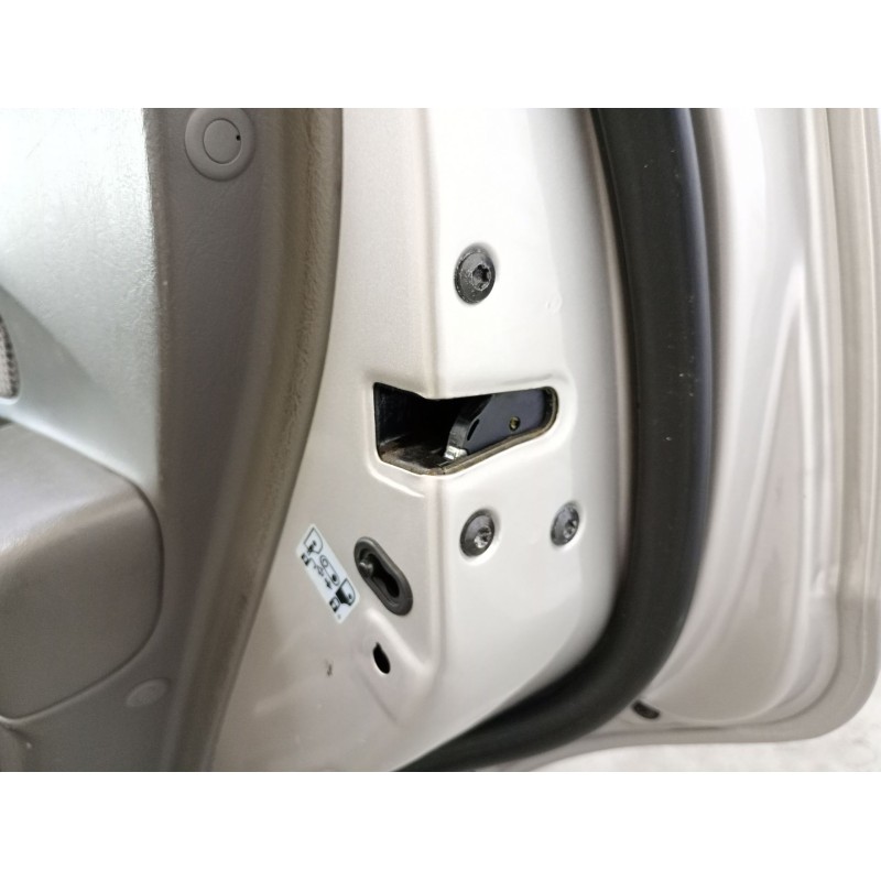 Recambio de cerradura puerta trasera derecha para hyundai tucson (jm) 2.0 crdi referencia OEM IAM   