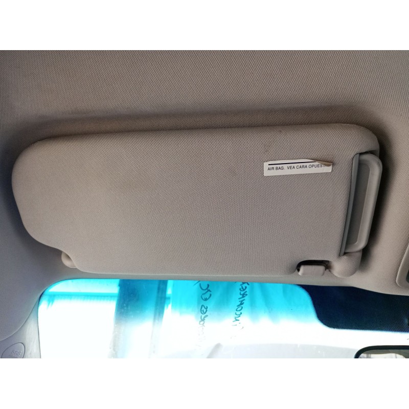 Recambio de parasol izquierdo para hyundai tucson (jm) 2.0 crdi referencia OEM IAM   