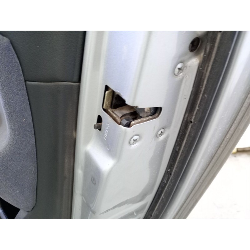 Recambio de cerradura puerta trasera derecha para nissan primera hatchback (p12) 1.9 dci referencia OEM IAM   