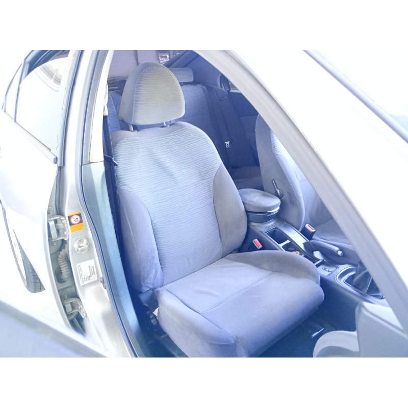 Recambio de asiento delantero derecho para nissan primera hatchback (p12) 1.9 dci referencia OEM IAM   