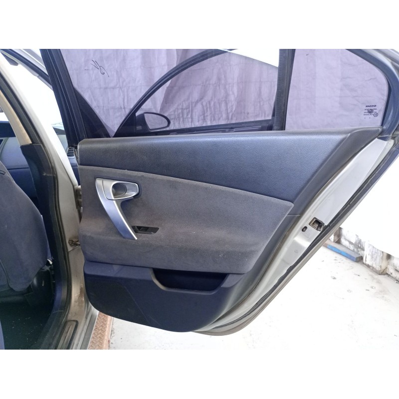 Recambio de guarnecido puerta trasera derecha para nissan primera hatchback (p12) 1.9 dci referencia OEM IAM   