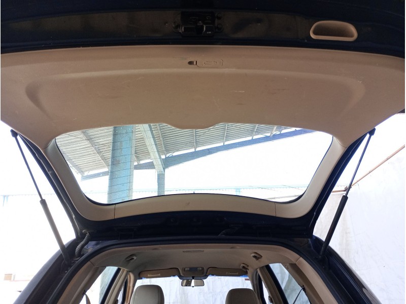 Recambio de amortiguadores maletero / porton para kia carens iii monospace (un) 2.0 crdi 140 referencia OEM IAM   