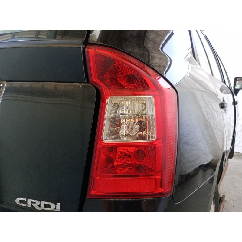 Recambio de piloto trasero derecho para kia carens iii monospace (un) 2.0 crdi 140 referencia OEM IAM   