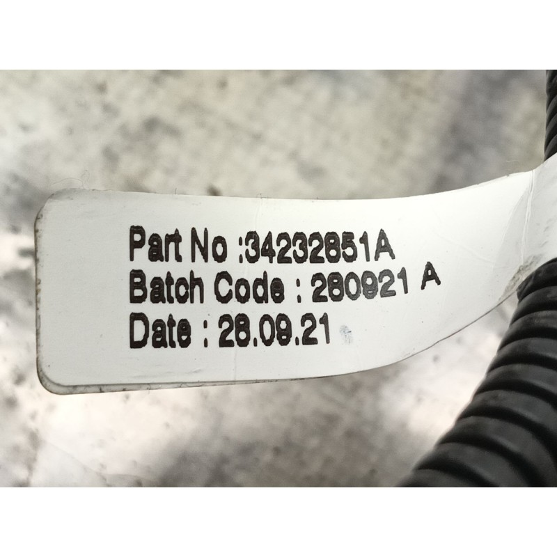 Recambio de enganche cinturon trasero derecho para kia picanto iii (ja) 1.0 referencia OEM IAM   