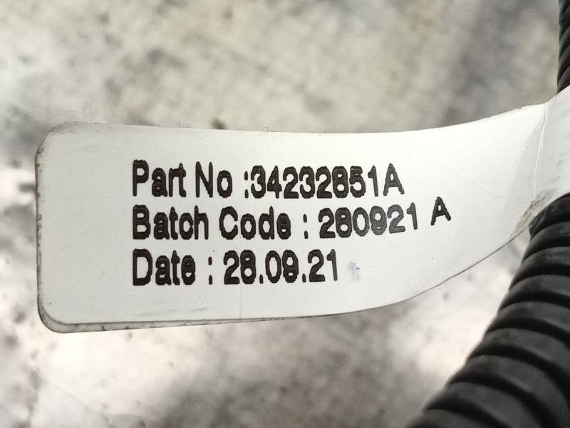 Recambio de enganche cinturon trasero derecho para kia picanto iii (ja) 1.0 referencia OEM IAM   