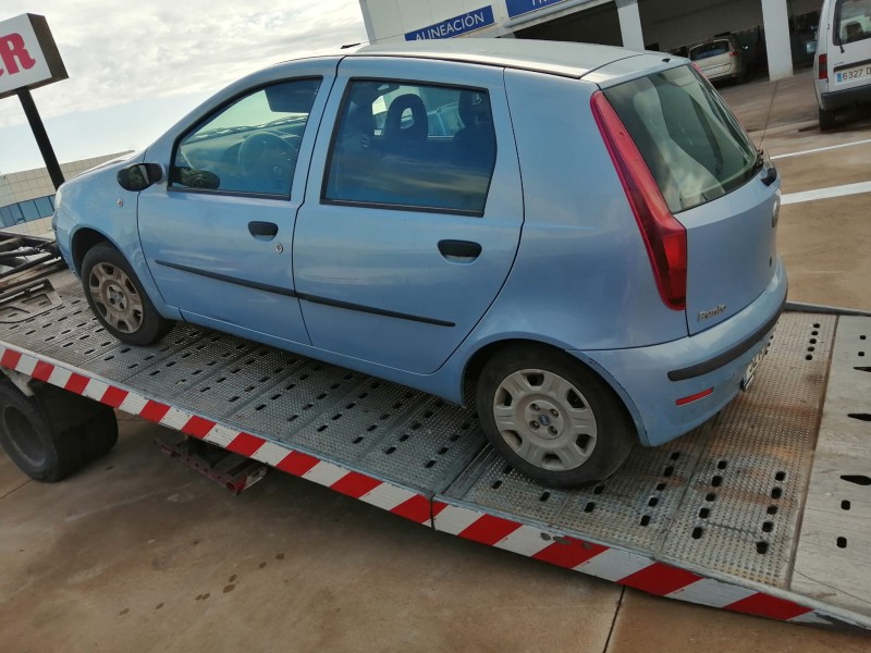 fiat punto (188_) del año 2006
