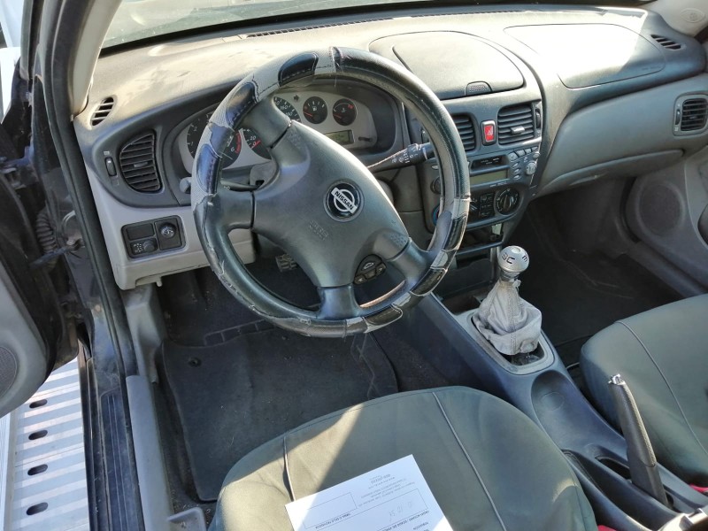 nissan almera ii hatchback (n16) del año 2001