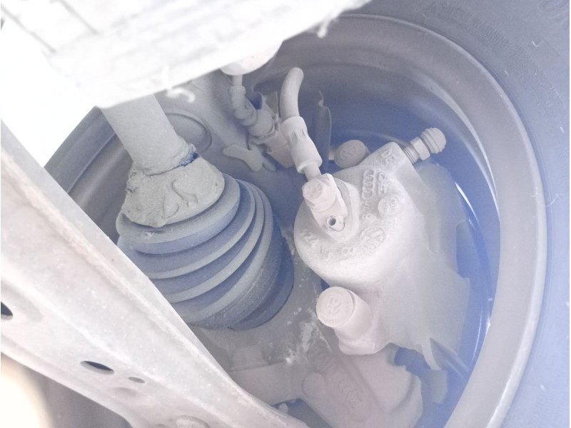 Recambio de pinza freno delantera izquierda para volkswagen polo (9n_, 9a_) 1.4 16v referencia OEM IAM 0  