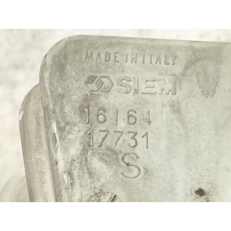 Recambio de faro izquierdo para iveco daily ii caja/chasis 35-12 (15130311, 15130411, 15131111, 15131204, 15131211,... referenci