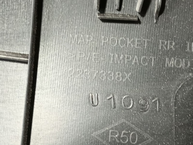 Recambio de guarnecido puerta trasera derecha para renault captur ii referencia OEM IAM 829008155R 2237268X 