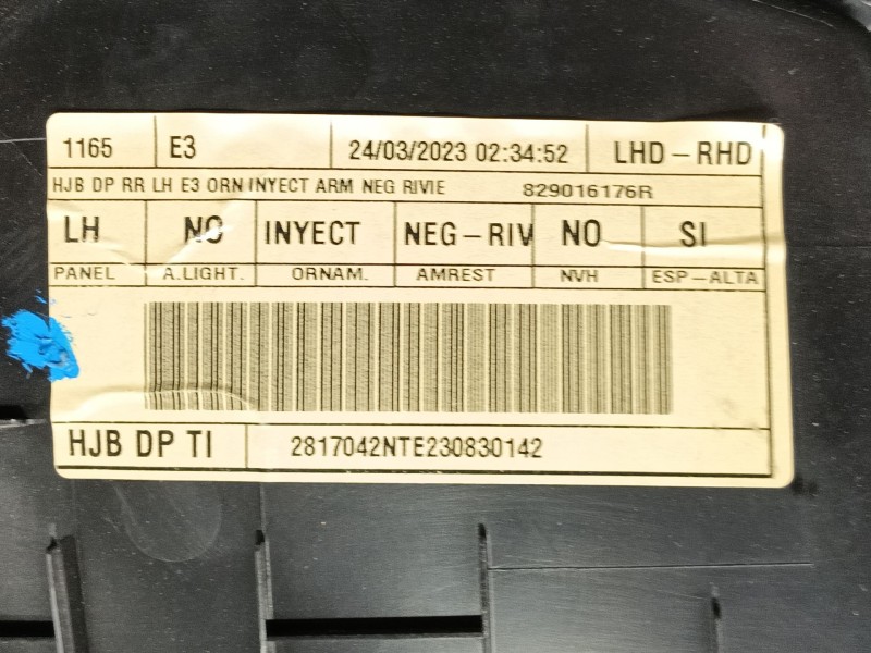 Recambio de guarnecido puerta trasera izquierda para renault captur ii referencia OEM IAM 829008155R 2237268X 