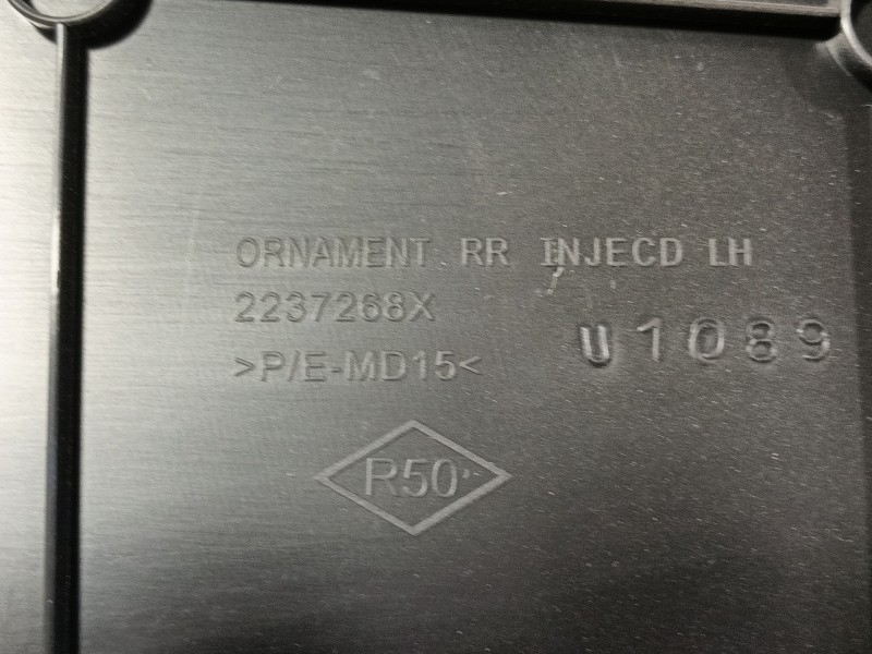 Recambio de guarnecido puerta trasera izquierda para renault captur ii referencia OEM IAM 829008155R 2237268X 