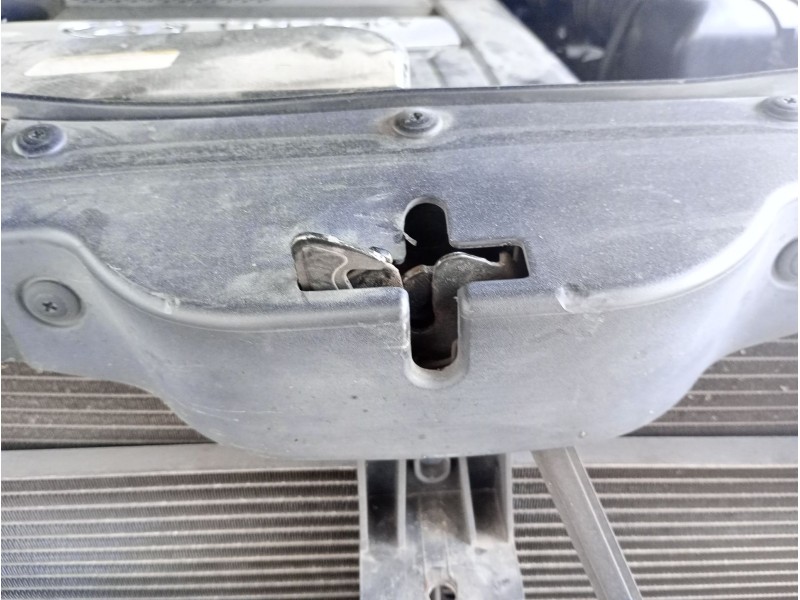 Recambio de cerradura capot para hyundai tucson (jm) 2.0 referencia OEM IAM   