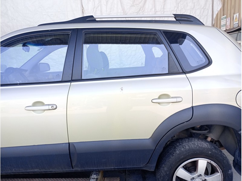 Recambio de puerta trasera izquierda para hyundai tucson (jm) 2.0 referencia OEM IAM   