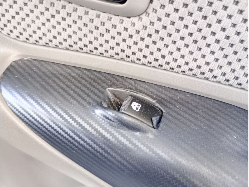 Recambio de mando elevalunas trasero derecho para hyundai tucson (jm) 2.0 referencia OEM IAM   