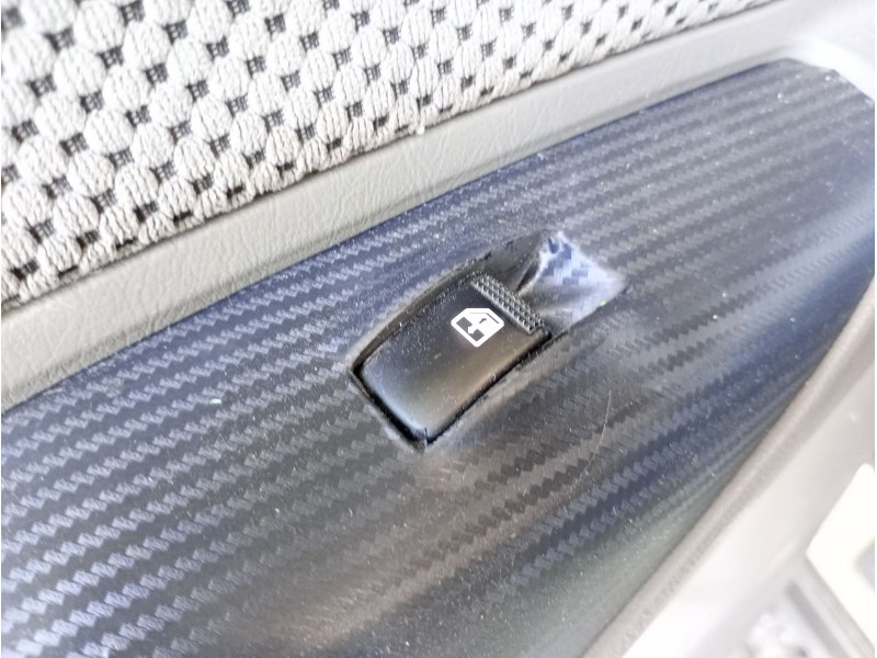 Recambio de mando elevalunas trasero izquierdo para hyundai tucson (jm) 2.0 referencia OEM IAM   