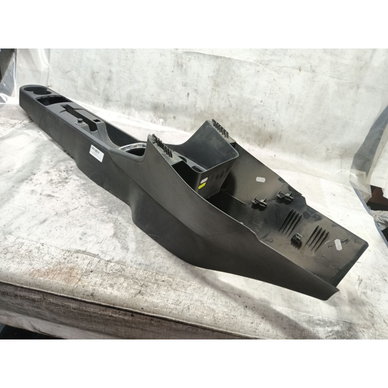 Recambio de consola central para skoda rapid spaceback (nh1) 1.6 tdi referencia OEM IAM   