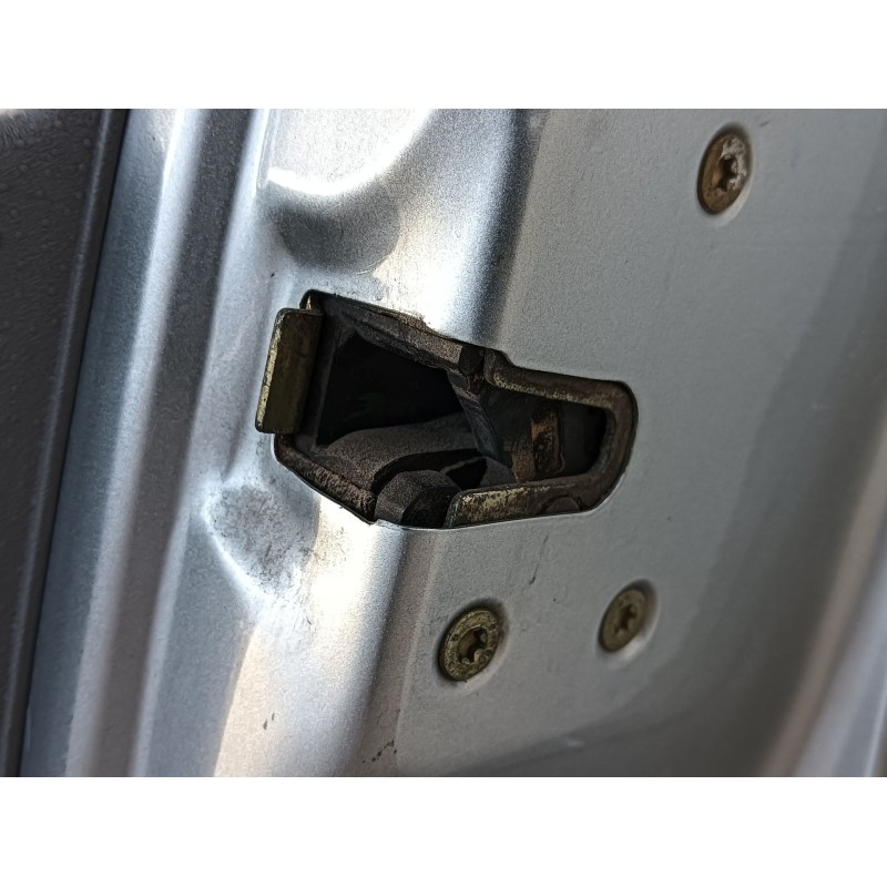 Recambio de puerta delantera derecha para citroën c3 1.4 hdi sx plus referencia OEM IAM COMPLETA  