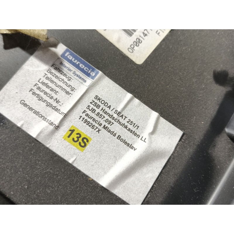 Recambio de guantera para skoda rapid spaceback (nh1) 1.6 tdi referencia OEM IAM   