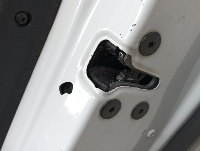 Recambio de puerta trasera derecha para renault megane iii berlina 5 p authentique referencia OEM IAM COMPLETA  