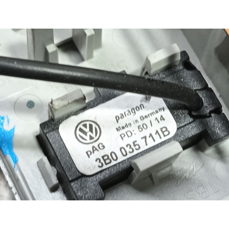 Recambio de luz interior para skoda rapid spaceback (nh1) 1.6 tdi referencia OEM IAM   