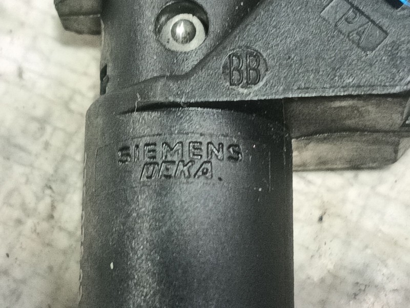 Recambio de inyector para mercedes-benz clase s (w221) berlina 600 (221.176) referencia OEM IAM  2750780249 