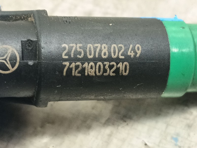 Recambio de inyector para mercedes-benz clase s (w221) berlina 600 (221.176) referencia OEM IAM  2750780249 