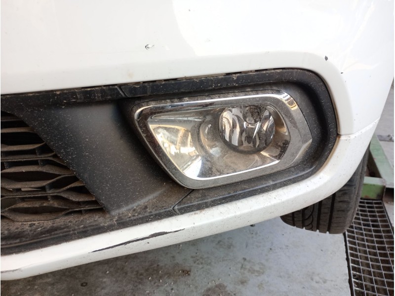 Recambio de faro antiniebla izquierdo para dacia logan ii 1.5 dci referencia OEM IAM   