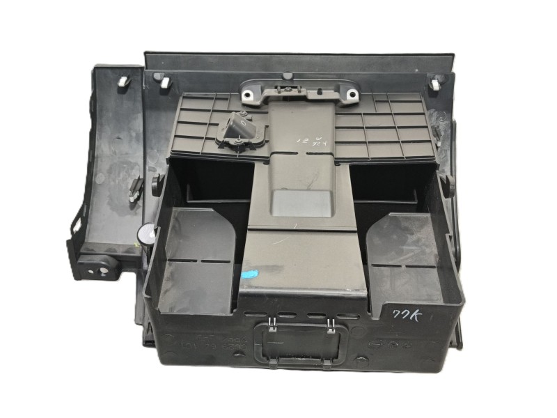 Recambio de guantera para mazda 5 (cr19) 2.0 cd (cr19) referencia OEM IAM  CC2964161 