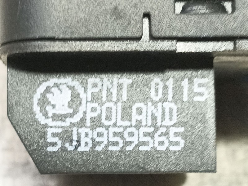 Recambio de mando retrovisor para skoda rapid spaceback (nh1) 1.6 tdi referencia OEM IAM   