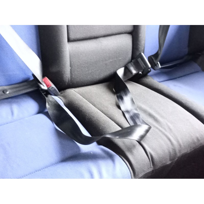 Recambio de cinturon seguridad trasero central para volkswagen golf iv (1j1) 1.9 tdi referencia OEM IAM 0  