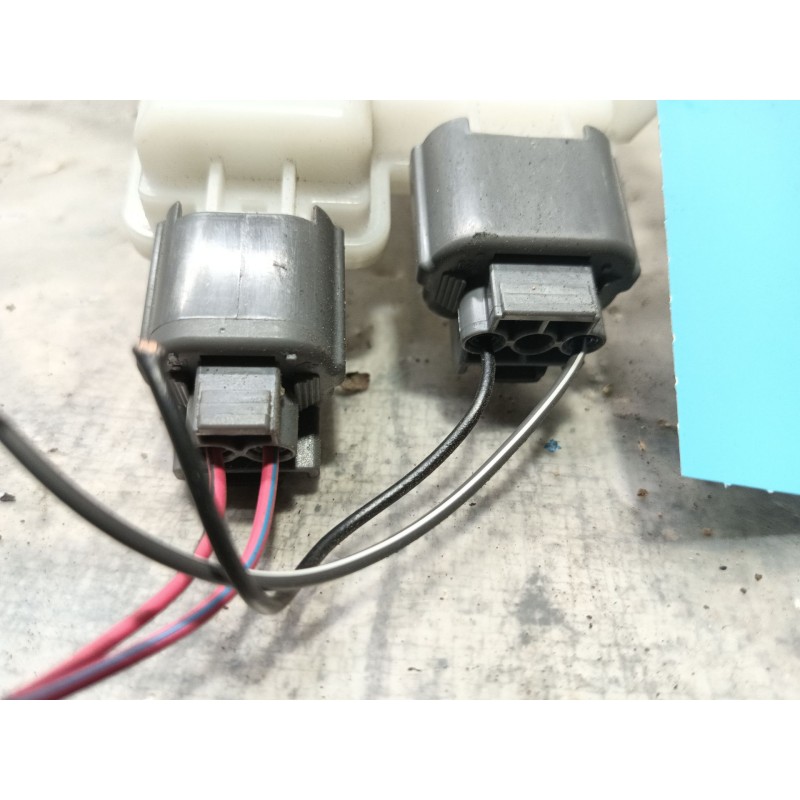 Recambio de maneta interior lateral derecha para mazda 5 (cr19) 2.0 cd (cr19) referencia OEM IAM   